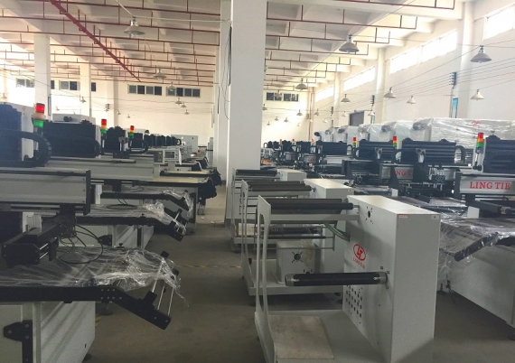 फ्लैटबेड स्क्रीनस्क्रीन प्रिंटिंग मशीन 