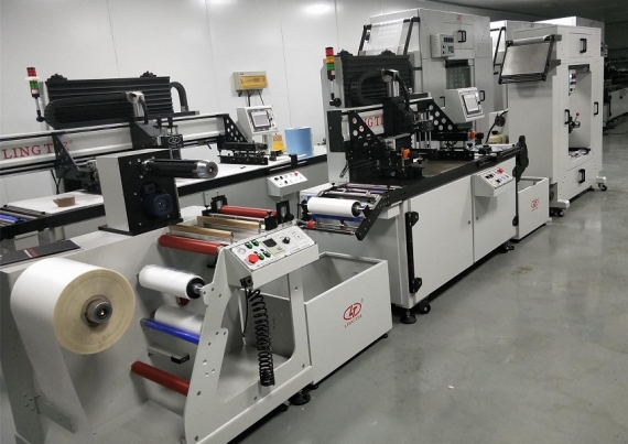 रील-टू-रील लेबल स्क्रीन प्रिंटिंग मशीन