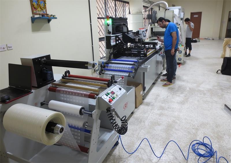 R2R स्क्रीन प्रिंटिंग मशीन की स्थापना